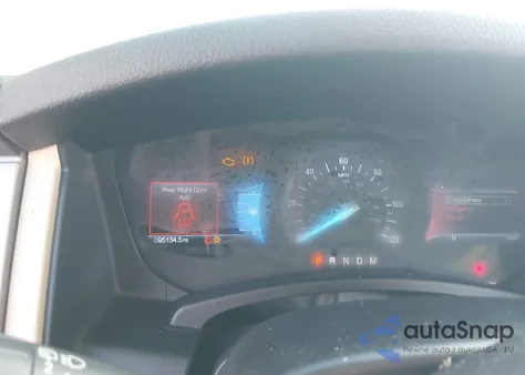 2017 Ford Expedition Xlt z USA, uszkodzony, nr VIN 1FMJU1HT5HEA34300